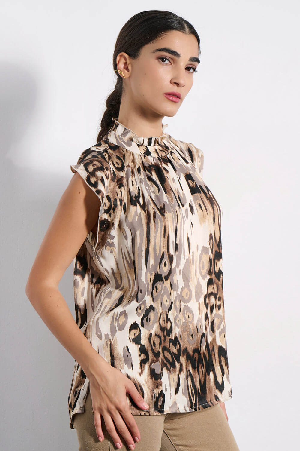 Σατινέ τοπ animal print με βολάν