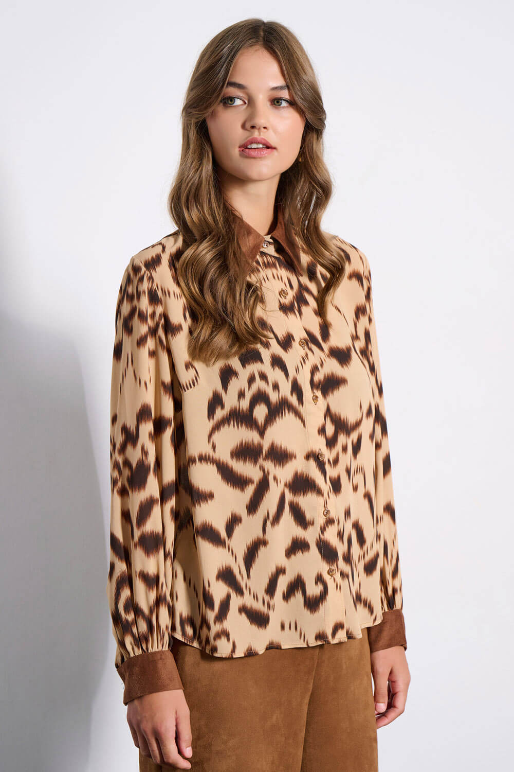 Animal Print Πουκάμισο με Καφέ Γιακά και Μανσέτες