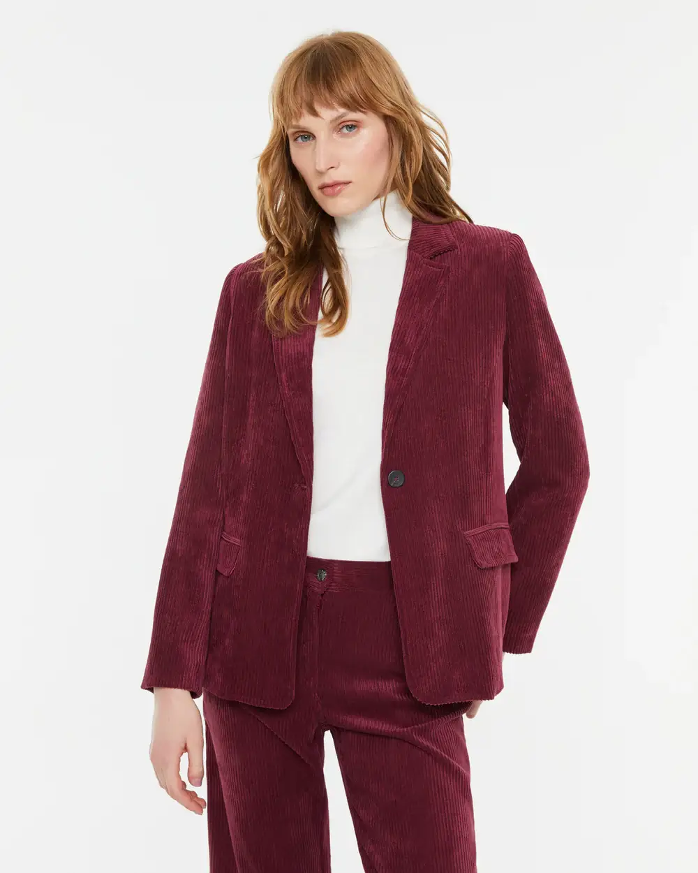 Κοτλέ Σακάκι σε Απόχρωση Μπορντό με Κουμπί