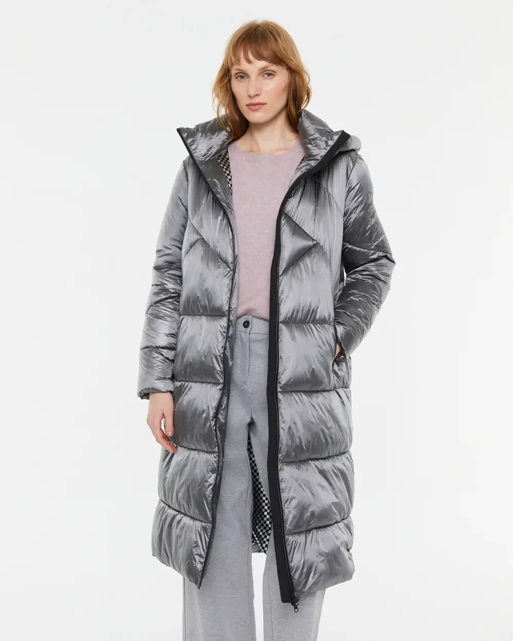 Μακρύ ασημί μπουφάν με κουκούλα