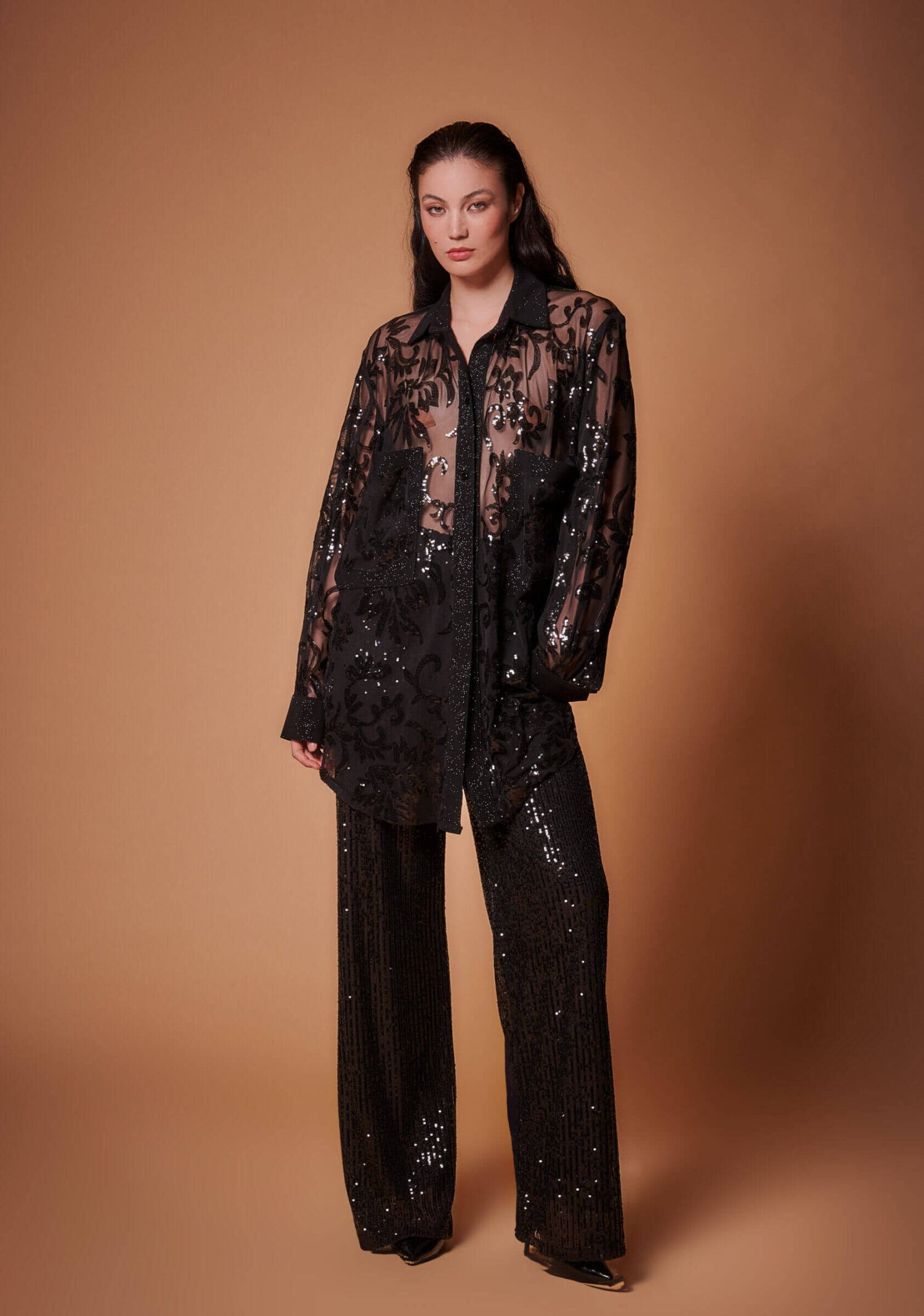 Μαύρη Διάφανη Πουκαμίσα με Παγιέτες