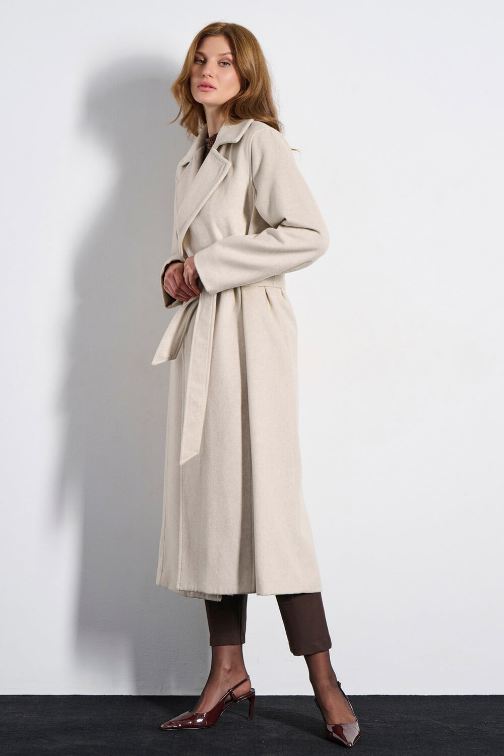 Εκρού Παλτό με Ζώνη