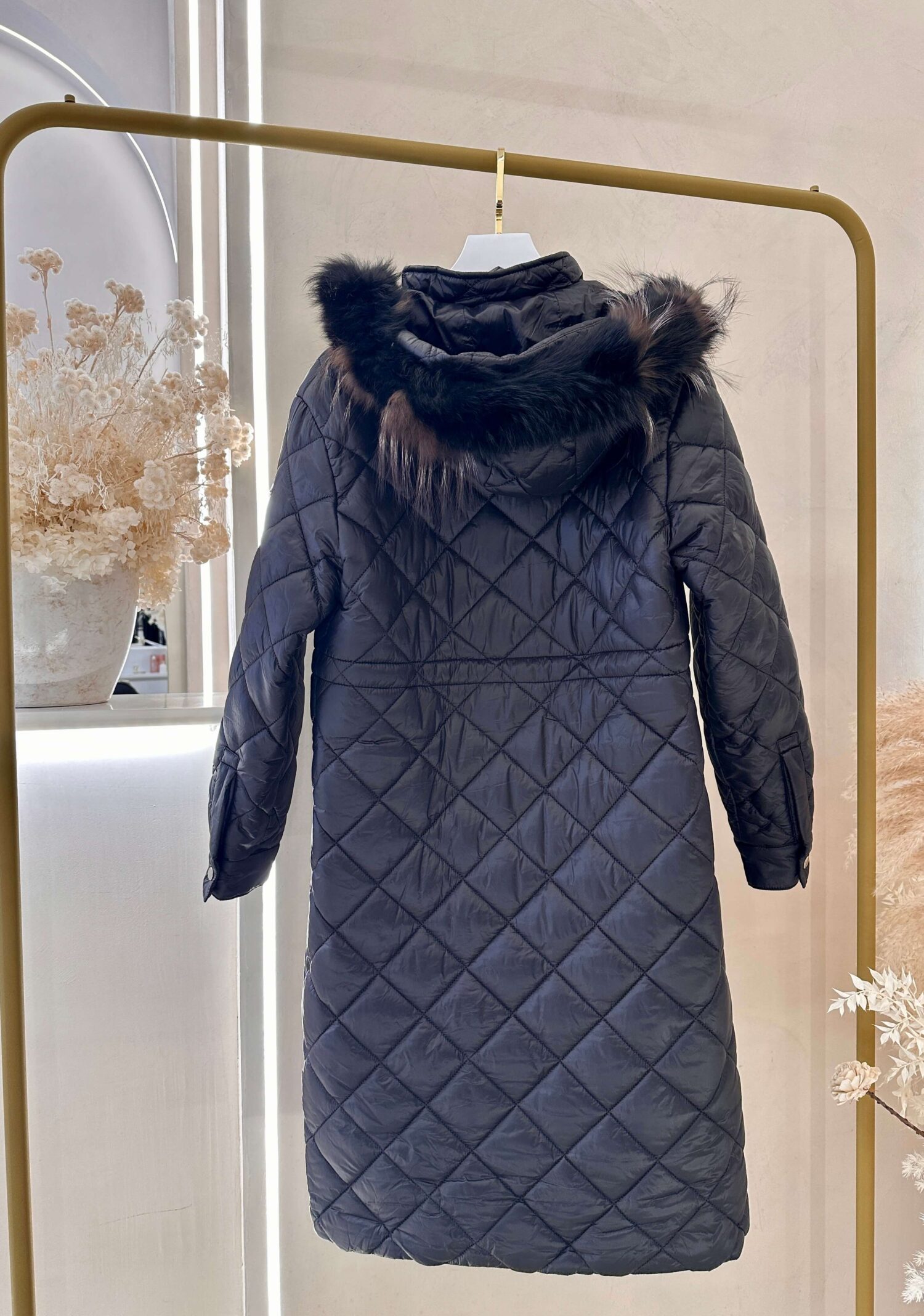 Μαύρο Μακρύ Καπιτονέ Μπουφάν