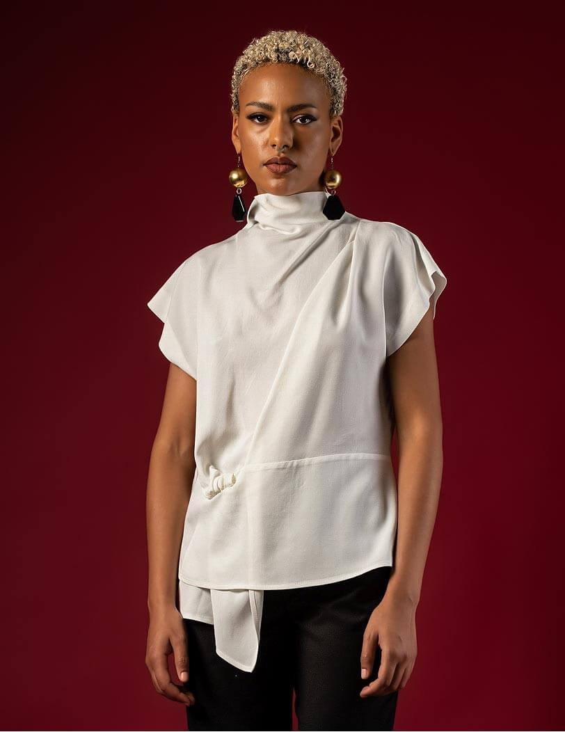 Εκρού Μπλούζα με Όρθιο Γιακά & Διακριτικό Δέσιμο